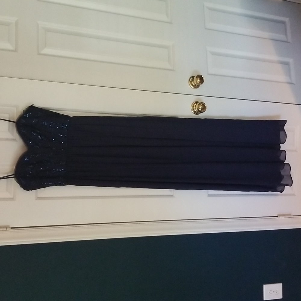 BCBG Brielle navy strapless formal dress sz2